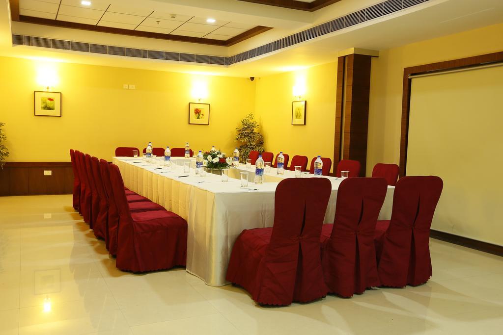 Hotel Moonlit Regency Thodupuzha Exterior foto