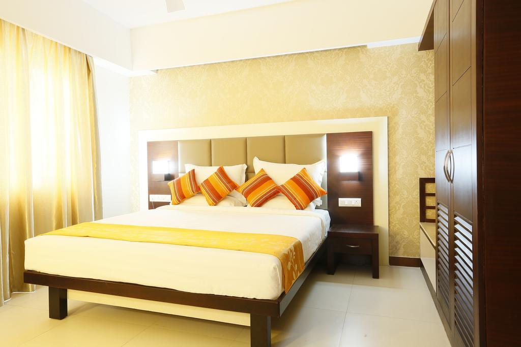 Hotel Moonlit Regency Thodupuzha Habitación foto